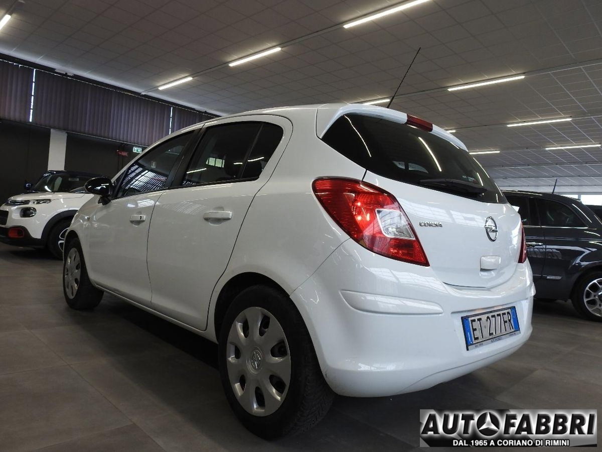 Opel Corsa 1.2 85CV 5 porte GPL-TECH Ecotec (2)
