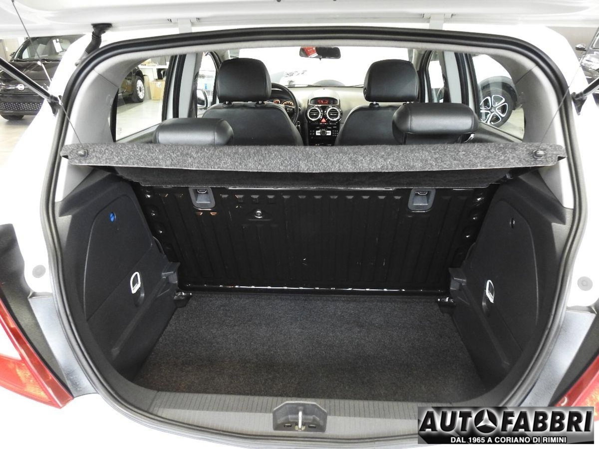 Opel Corsa 1.2 85CV 5 porte GPL-TECH Ecotec (9)