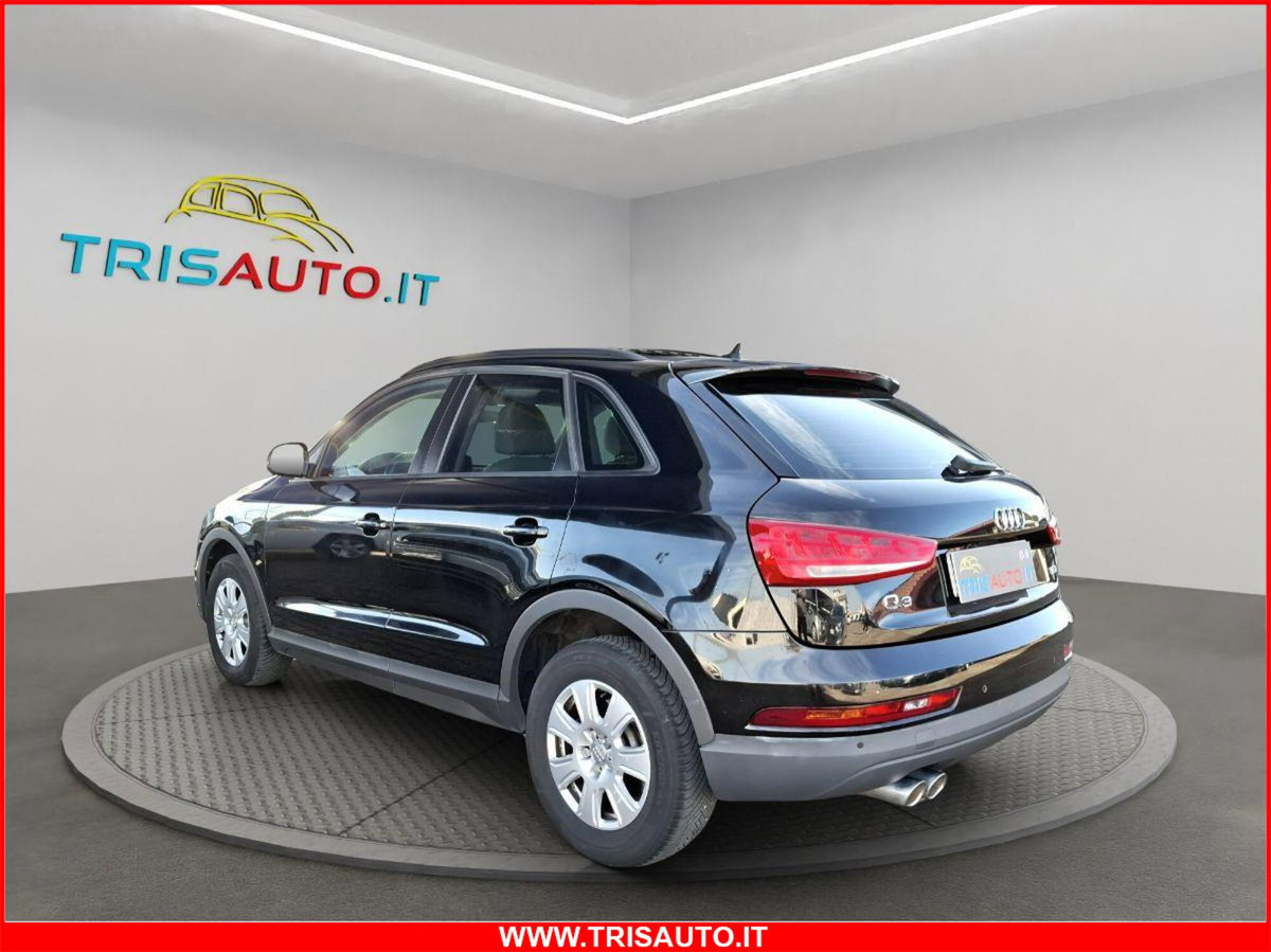 Audi Q3 35 TDI Business (2)