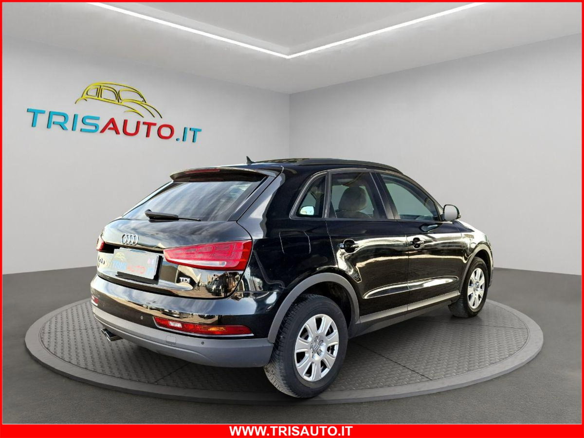 Audi Q3 35 TDI Business (4)