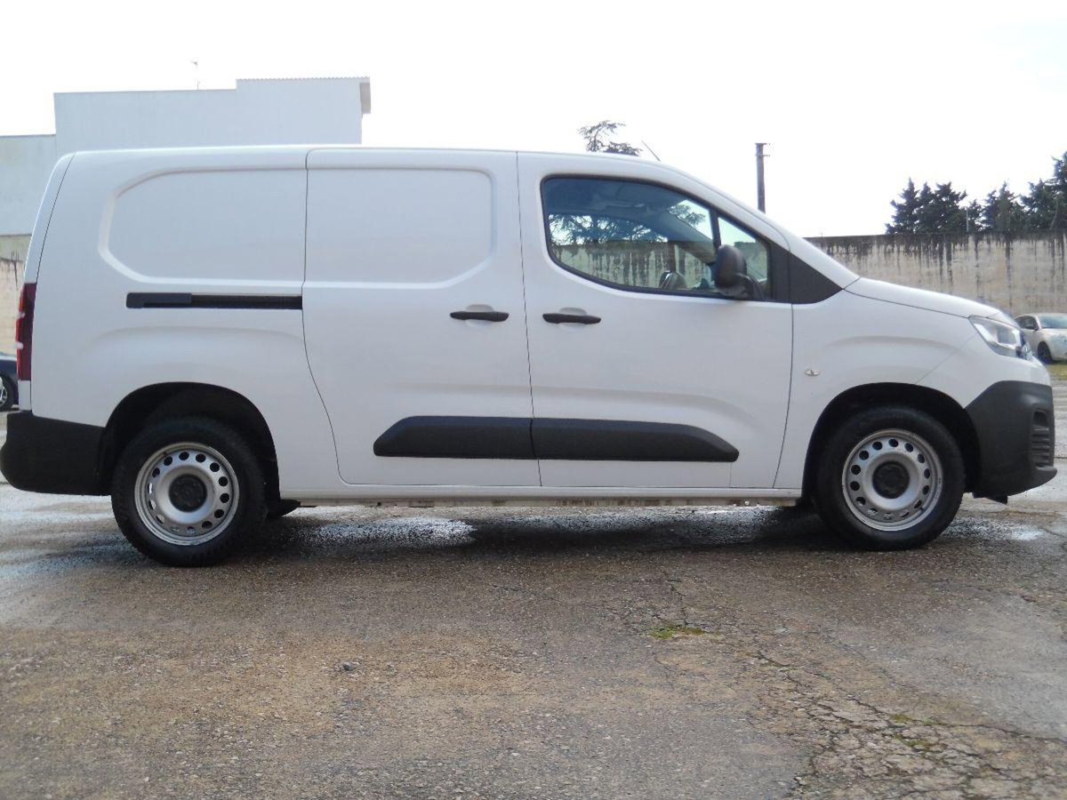 Citroen Berlingo BlueHDi 100 XL Live (10)