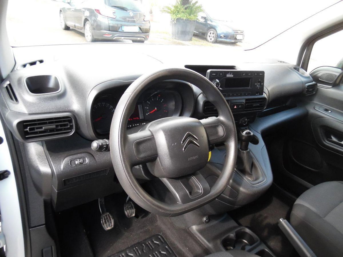 Citroen Berlingo BlueHDi 100 XL Live (13)