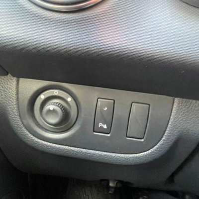 Dacia Sandero Stepway 1.0 tce Expression Eco-g 100cv (8)