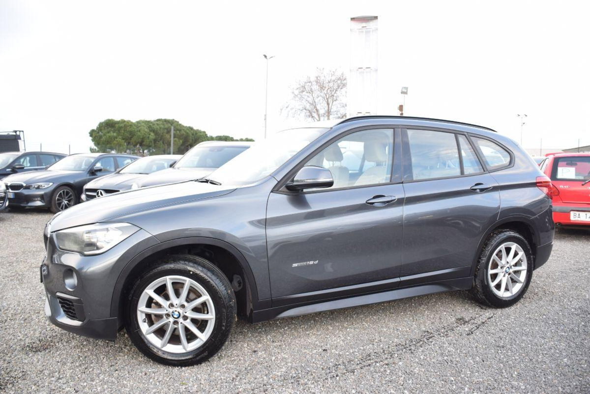 BMW X1 sDrive16d Advantage (17)