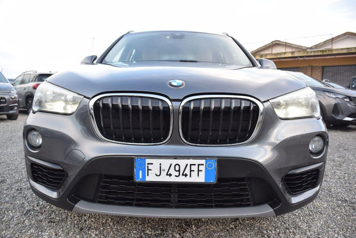 BMW X1 sDrive16d Advantage (2)