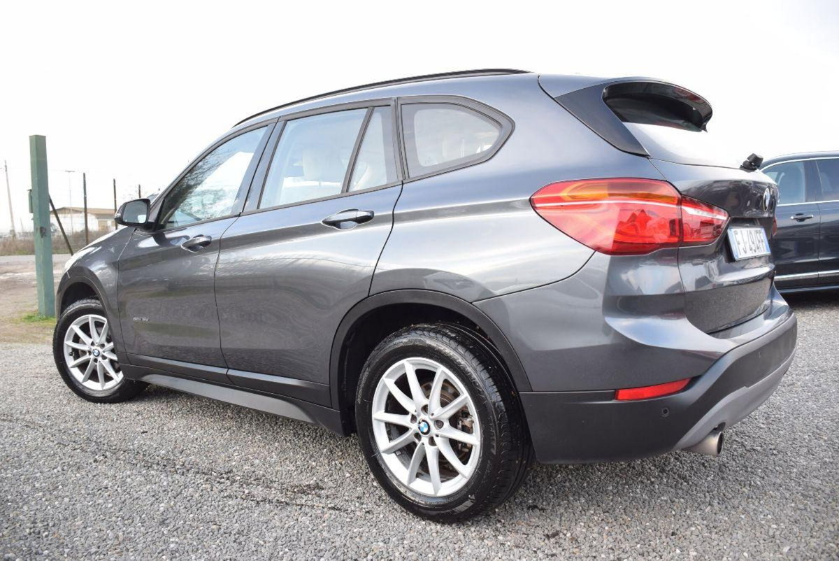 BMW X1 sDrive16d Advantage (4)