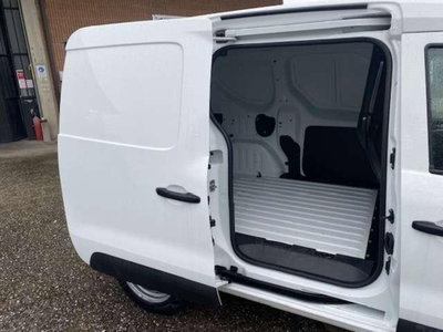Renault Express van 1.5 Blue dci 95cv (7)