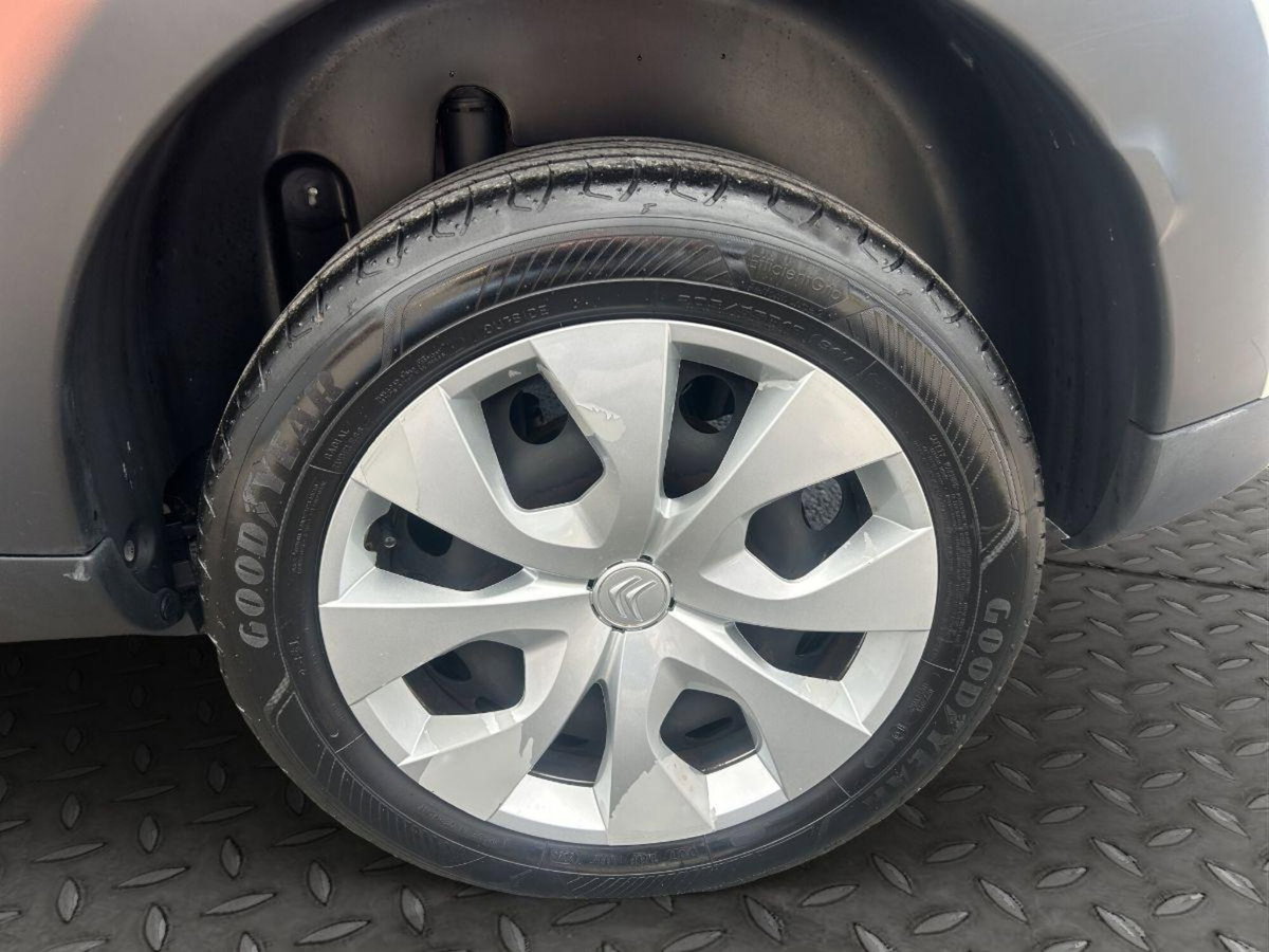 Citroen C4 Cactus BlueHDi 120 S&S EAT6 Shine (10)