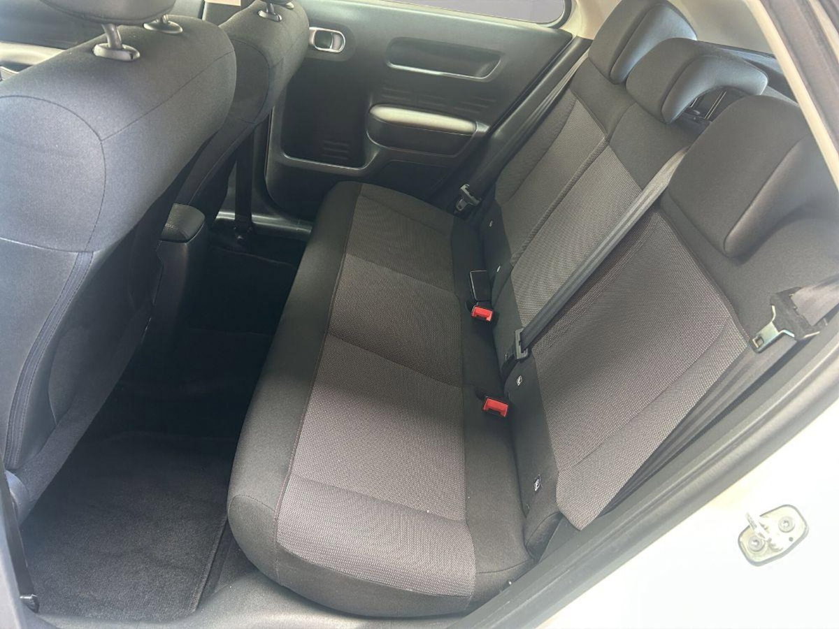 Citroen C4 Cactus BlueHDi 120 S&S EAT6 Shine (13)