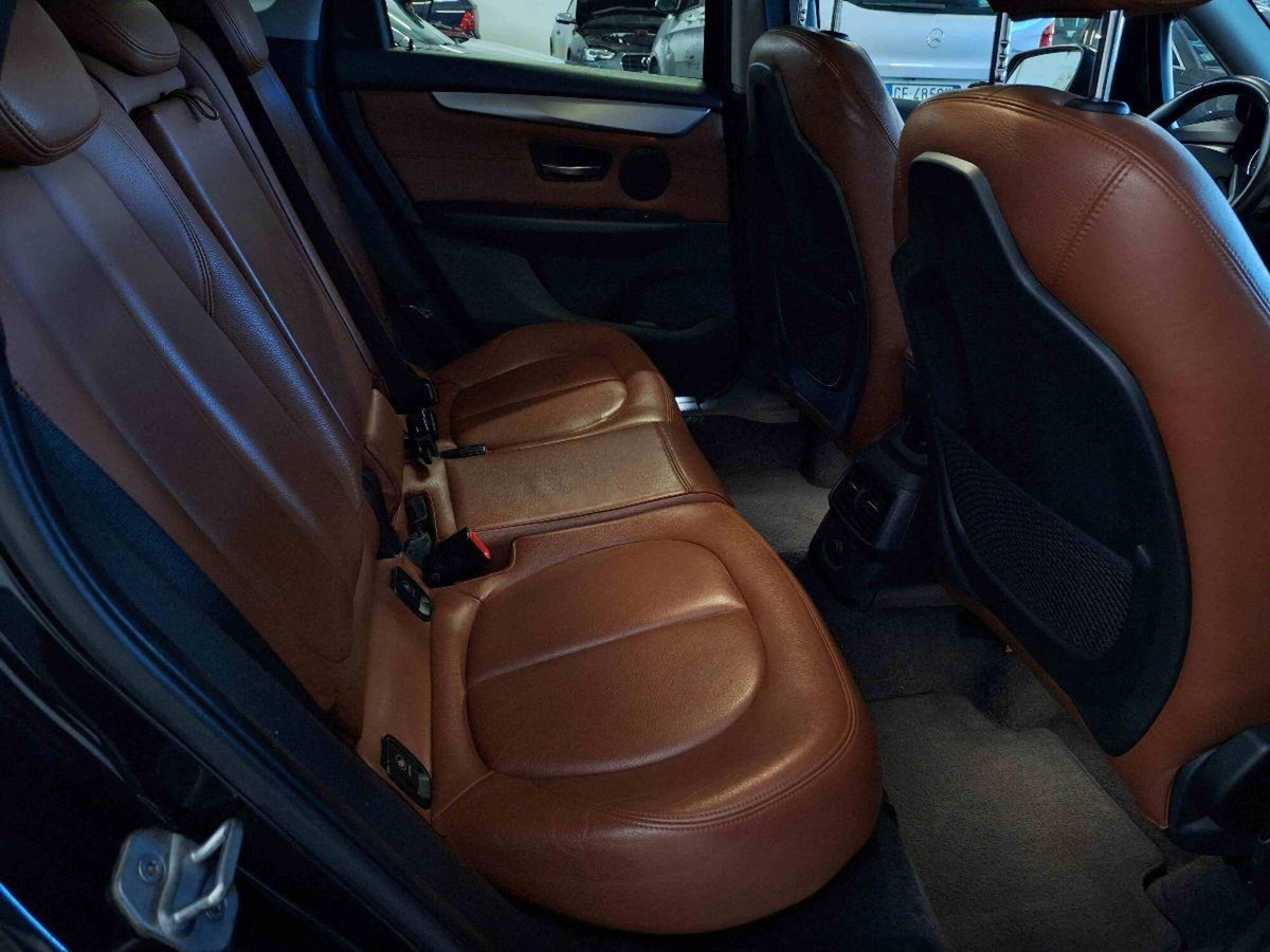 BMW Serie 2 Active Tourer 218d xDrive  Advantage (8)
