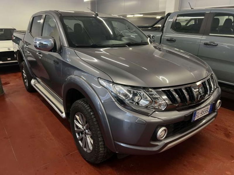 Mitsubishi L200 2.4 DI-D/181CV Double Cab Intense Hp Mivec