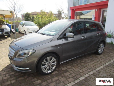 Mercedes-Benz Classe B 180 CDI BlueEFFICIENCY Premium (2)