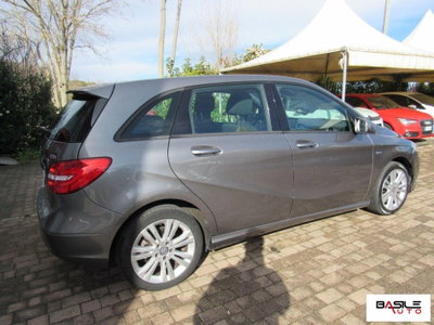 Mercedes-Benz Classe B 180 CDI BlueEFFICIENCY Premium (6)