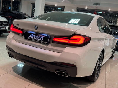 BMW Serie 5 520d xDrive Msport (8)