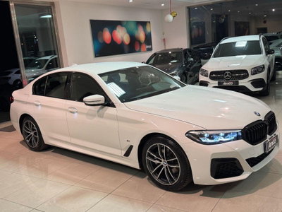 BMW Serie 5 520d xDrive Msport (6)