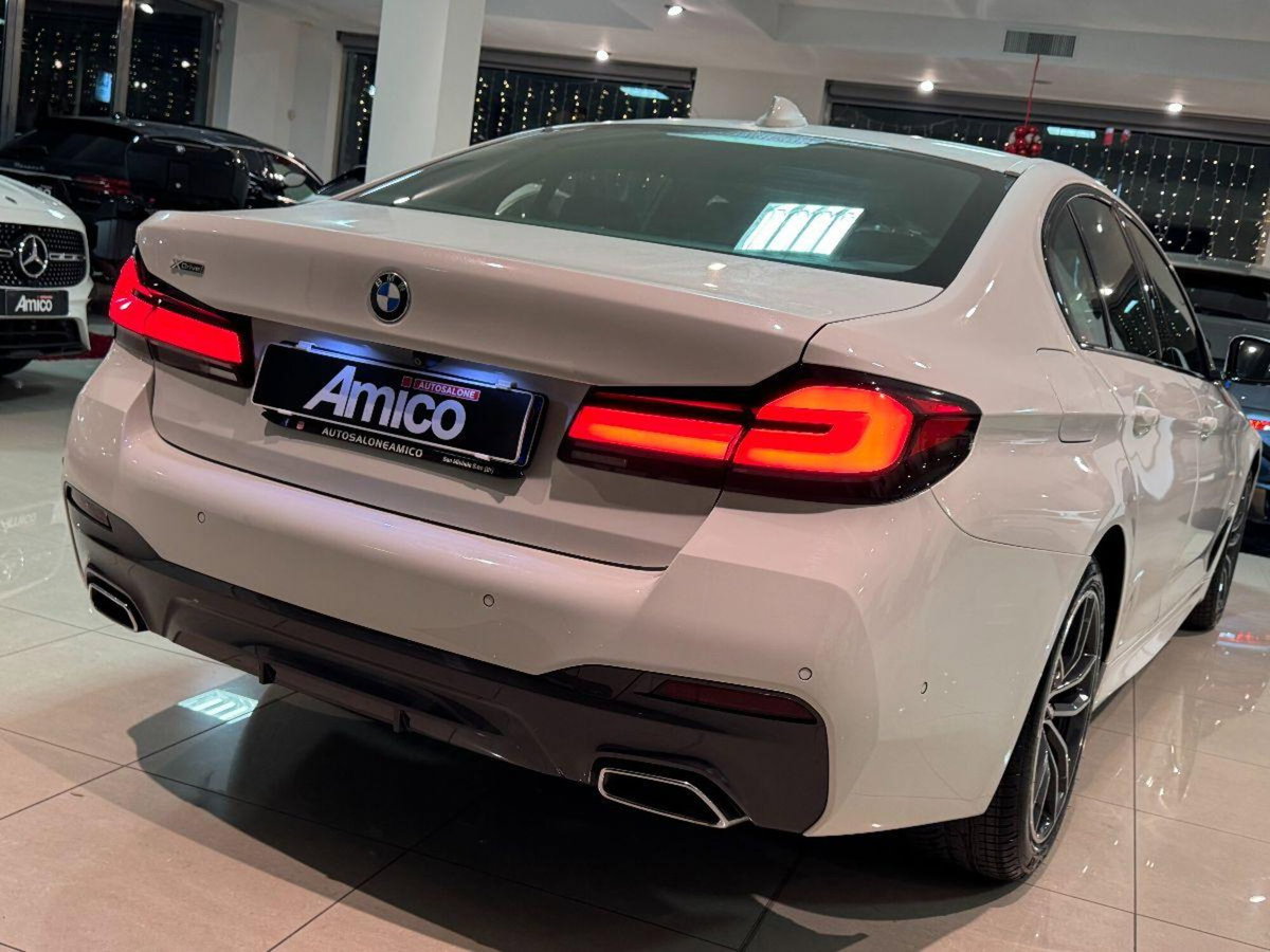 BMW Serie 5 520d xDrive Msport (8)