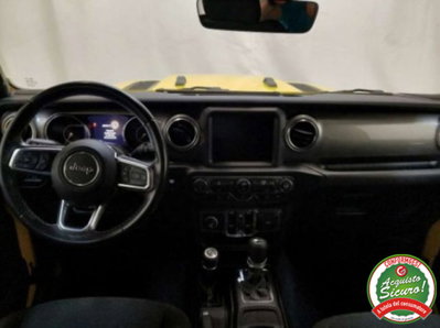 Jeep Wrangler 2.2 Mjt II Sahara (17)