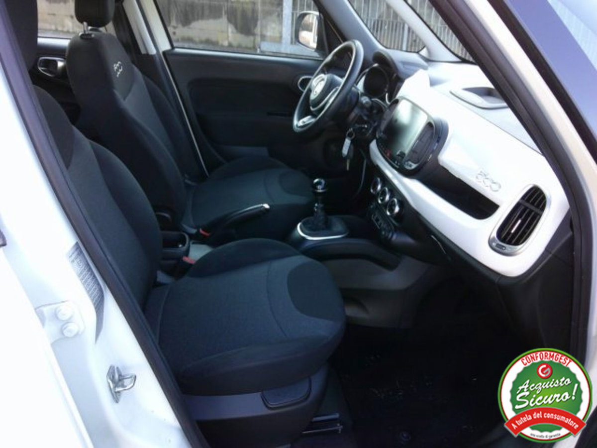 Fiat 500L 1.4 95 CV Mirror (13)