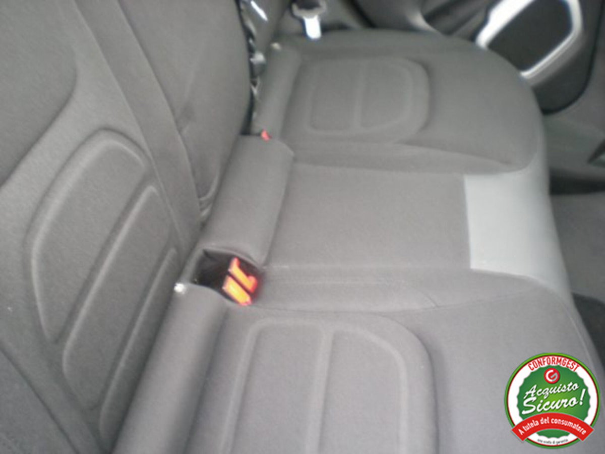 Jeep Renegade 2.0 Mjt 140CV 4WD Active Drive Limited (12)