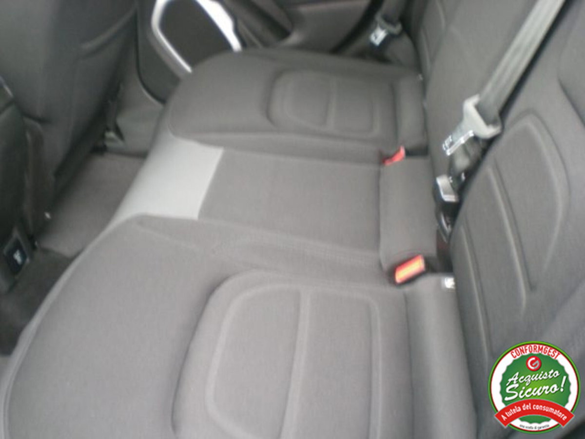 Jeep Renegade 2.0 Mjt 140CV 4WD Active Drive Limited (15)