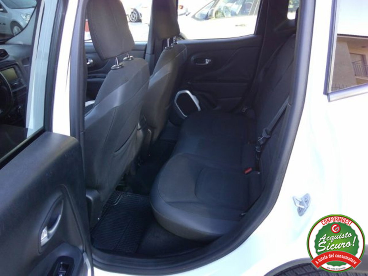 Jeep Renegade 1.6 Mjt 120 CV Limited (9)