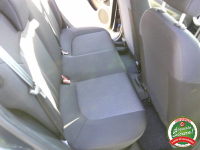 Fiat Punto 1.4 8V 5 porte Easypower Street (12)