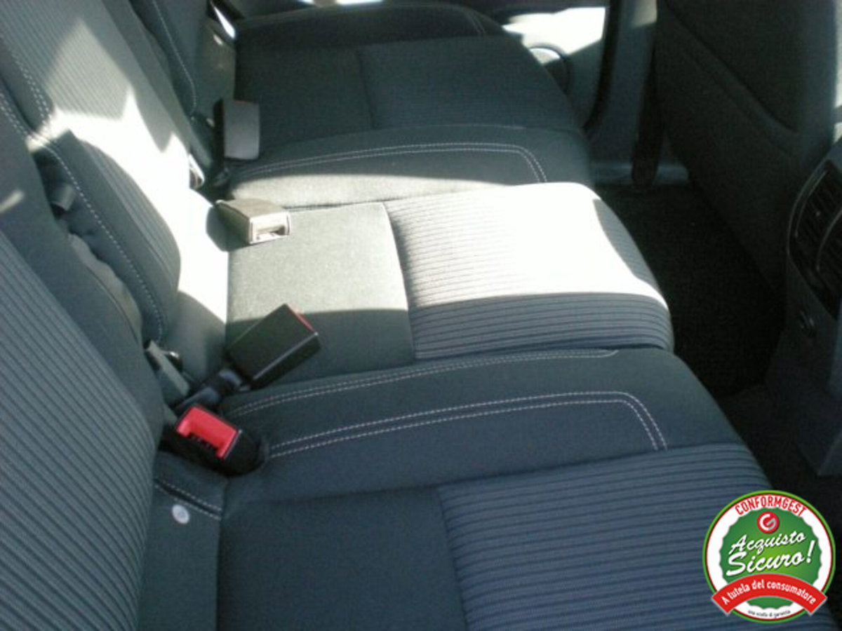 Ford C-Max 1.6 TDCi 115CV Titanium (13)