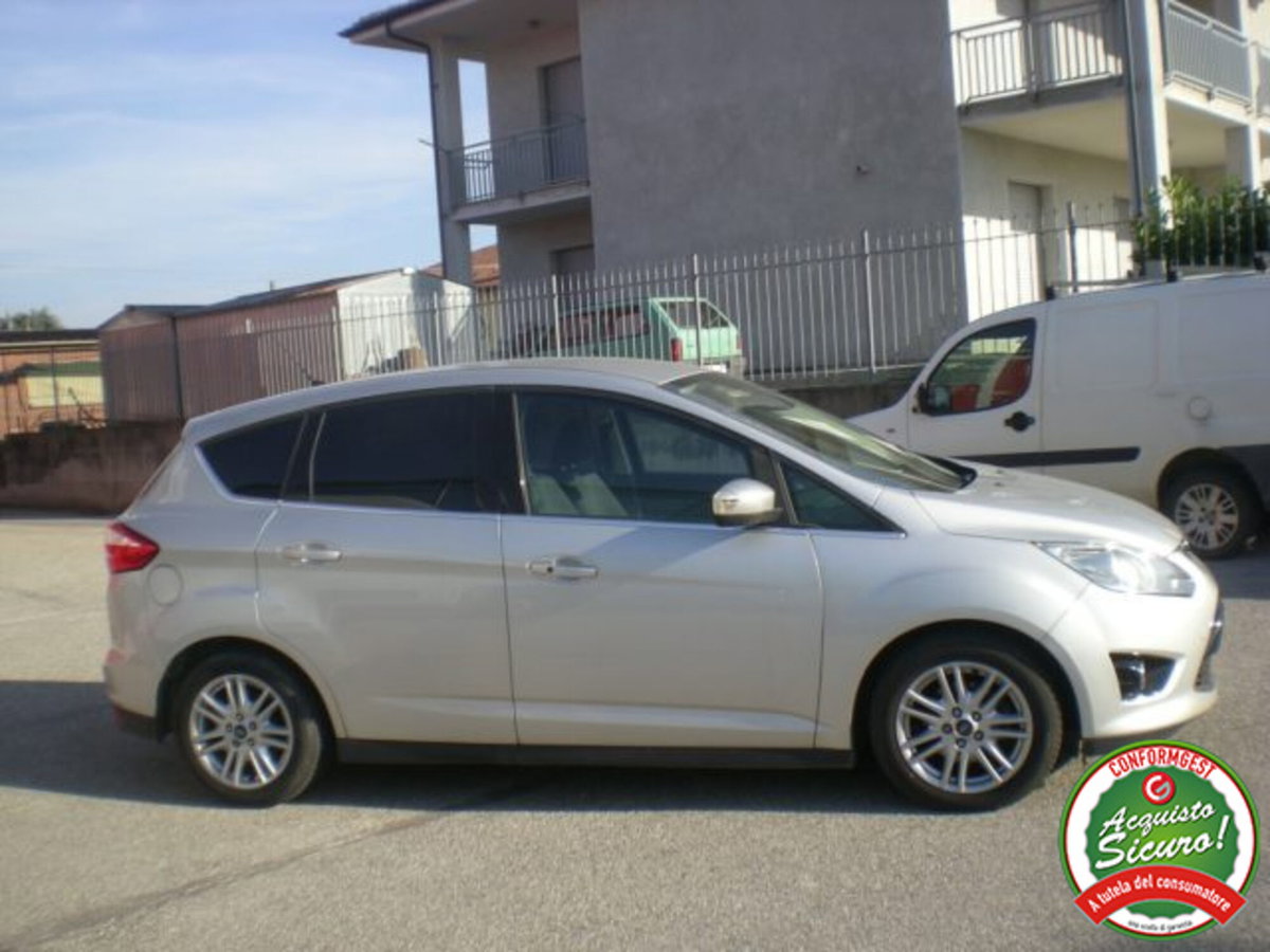 Ford C-Max 1.6 TDCi 115CV Titanium (9)