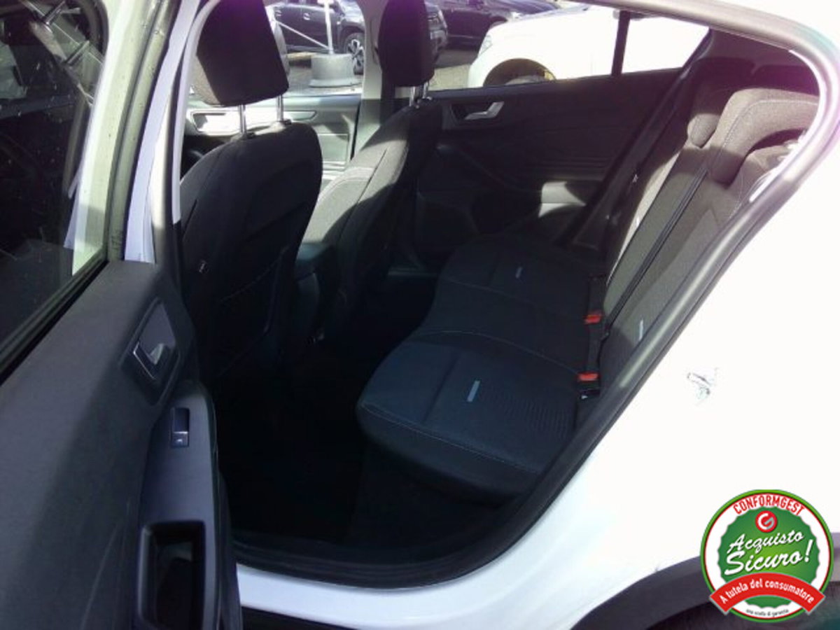 Ford Focus 1.0 EcoBoost Hybrid 125 CV 5p. Active Design (10)