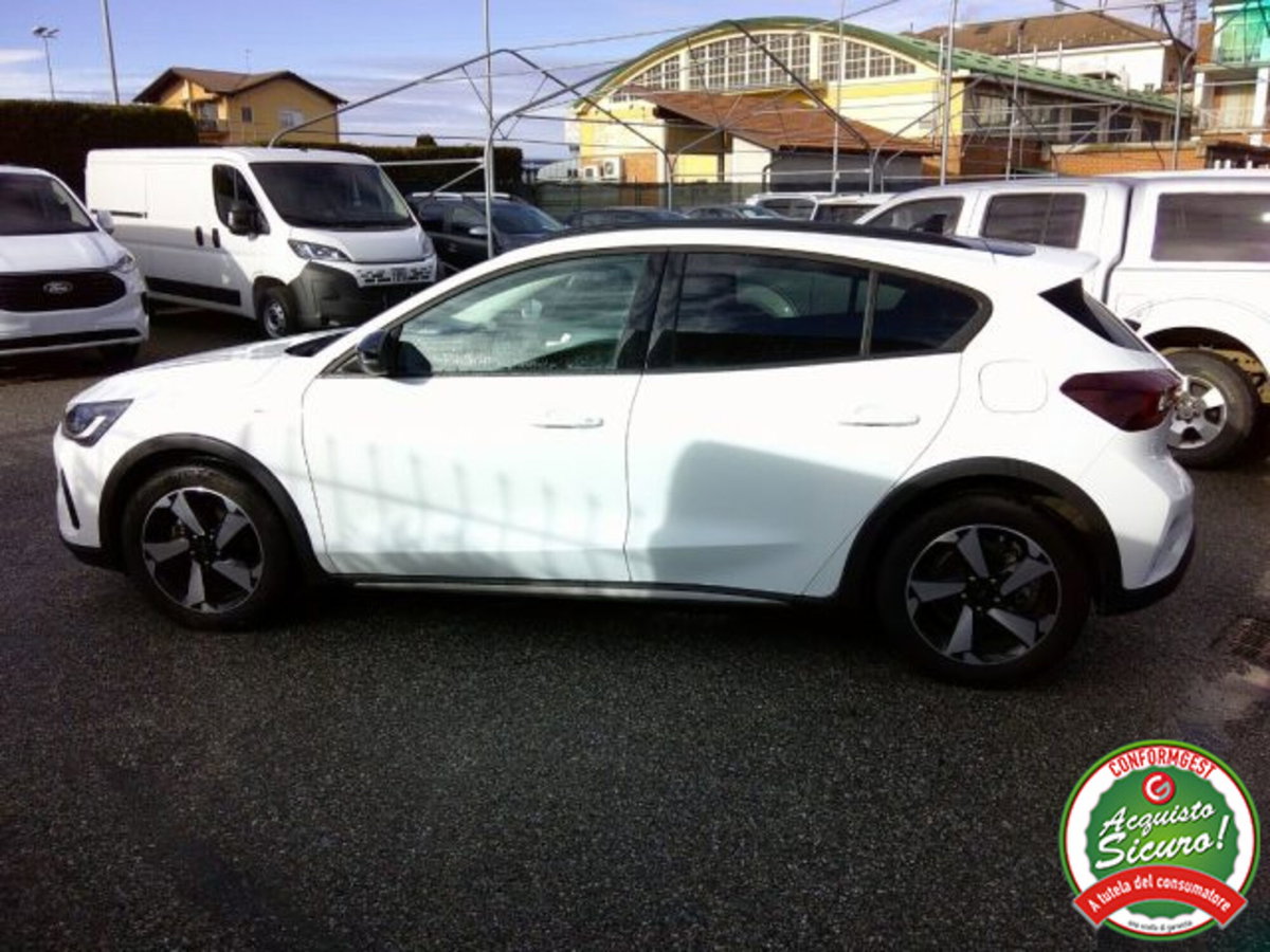 Ford Focus 1.0 EcoBoost Hybrid 125 CV 5p. Active Design (2)