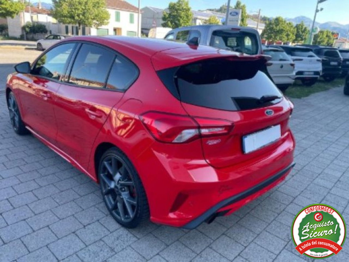 Ford Focus 2.3 EcoBoost 280 CV 5p. ST (6)