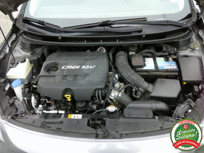 Hyundai i30 1.6 CRDi 5p. Classic (14)