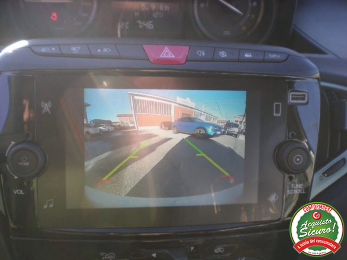 Lancia Ypsilon 1.0 FireFly 5 porte S&S Hybrid Ecochic A. Ferretti (16)