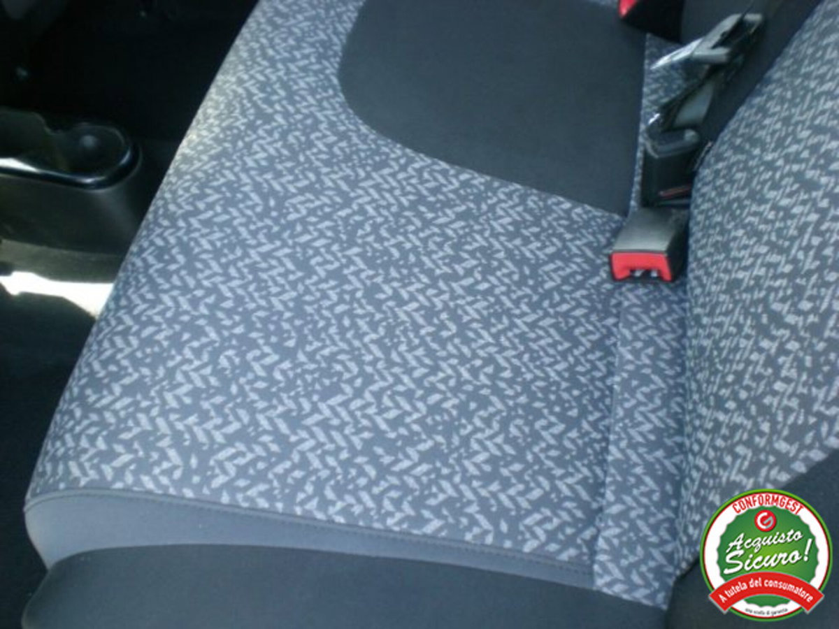 Lancia Ypsilon 1.0 FireFly 5 porte S&S Hybrid Silver Plus (13)