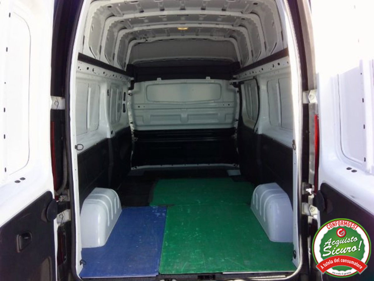 Renault Trafic Furgone T29 2.0 dCi 145CV PL-TA Furgone Energy Ice (10)
