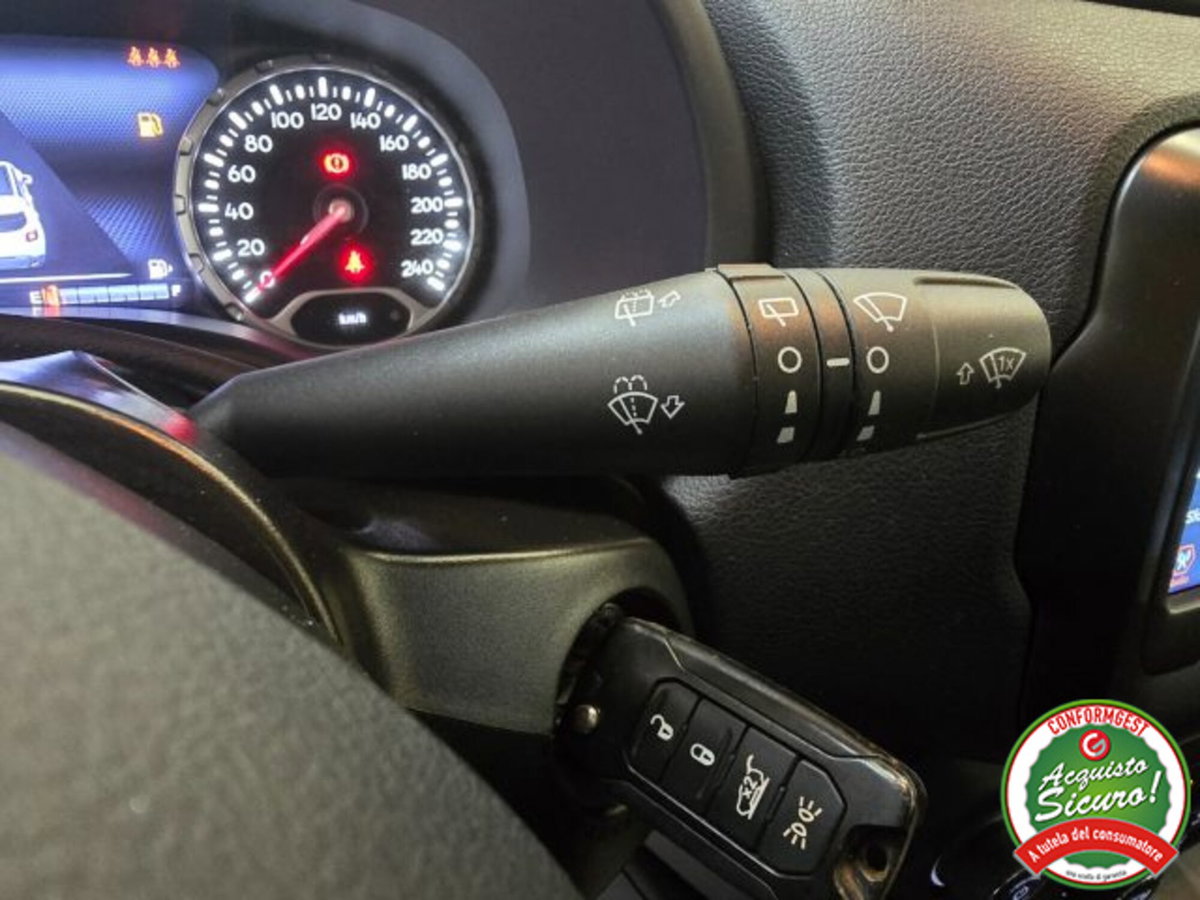 Jeep Renegade 1.6 Mjt 120 CV Limited (16)