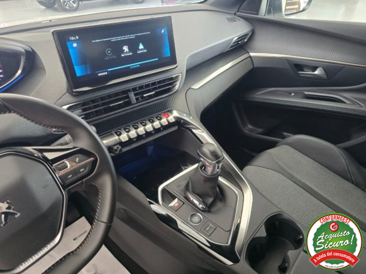 Peugeot 3008 PureTech Turbo 130 S&S Allure Pack (18)