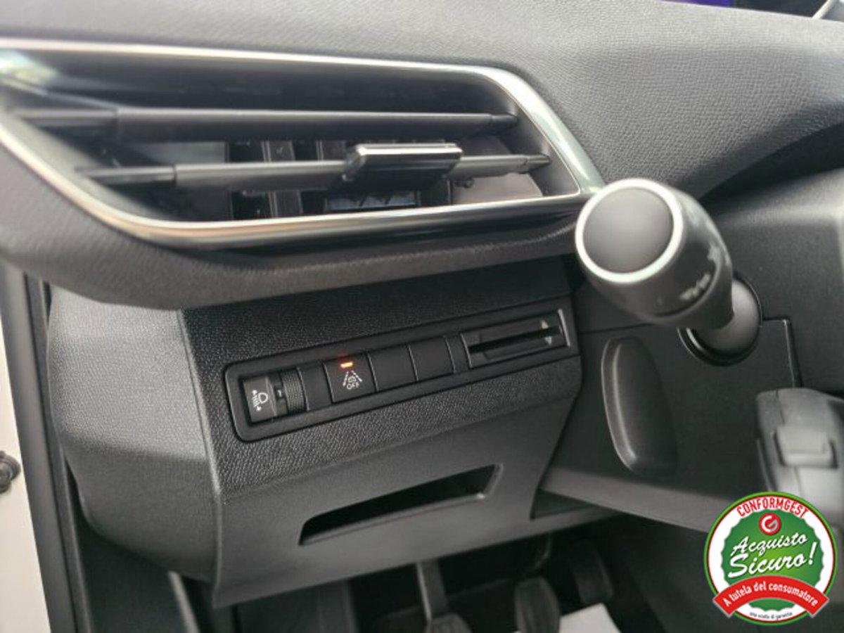 Peugeot 3008 PureTech Turbo 130 S&S Allure Pack (19)