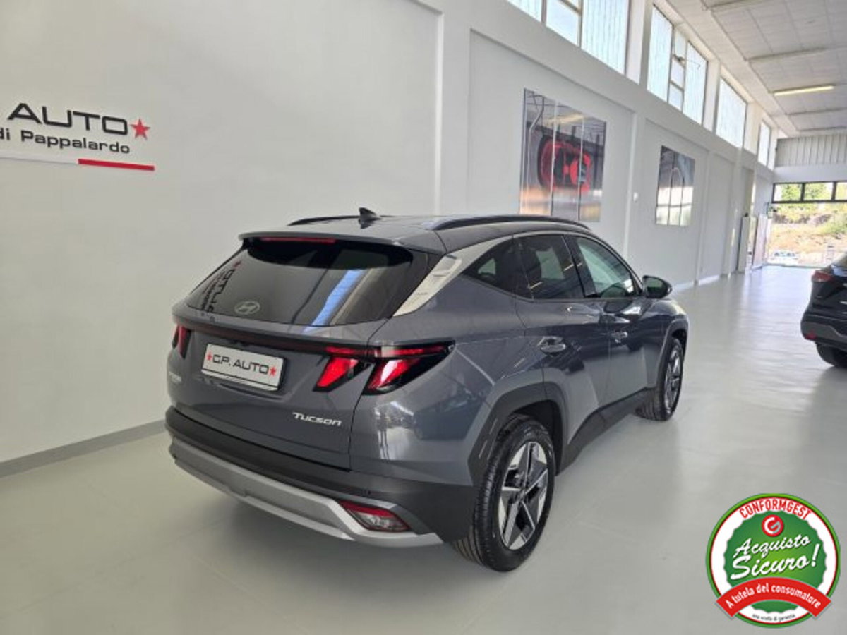 Hyundai Tucson 1.6 crdi 48V Business 2wd dct (4)
