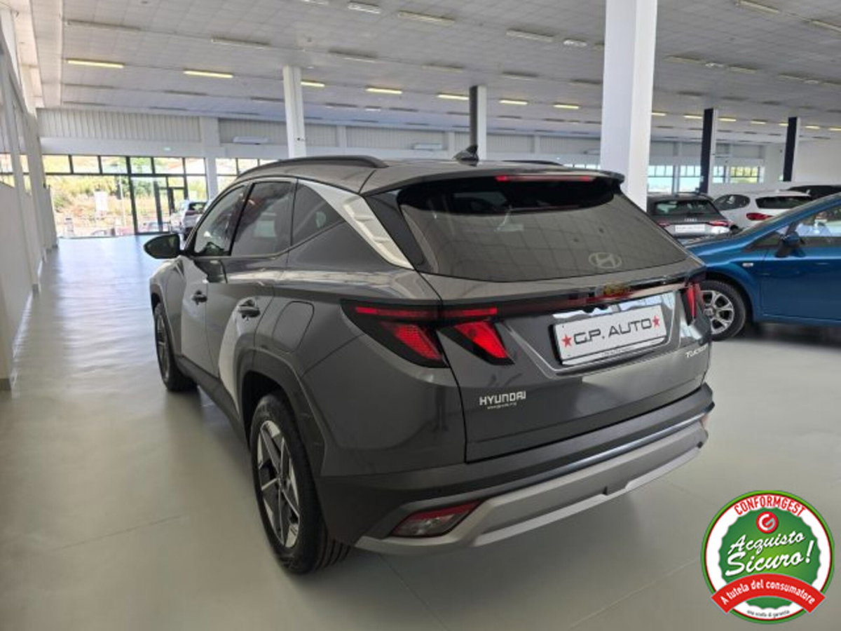 Hyundai Tucson 1.6 crdi 48V Business 2wd dct (6)