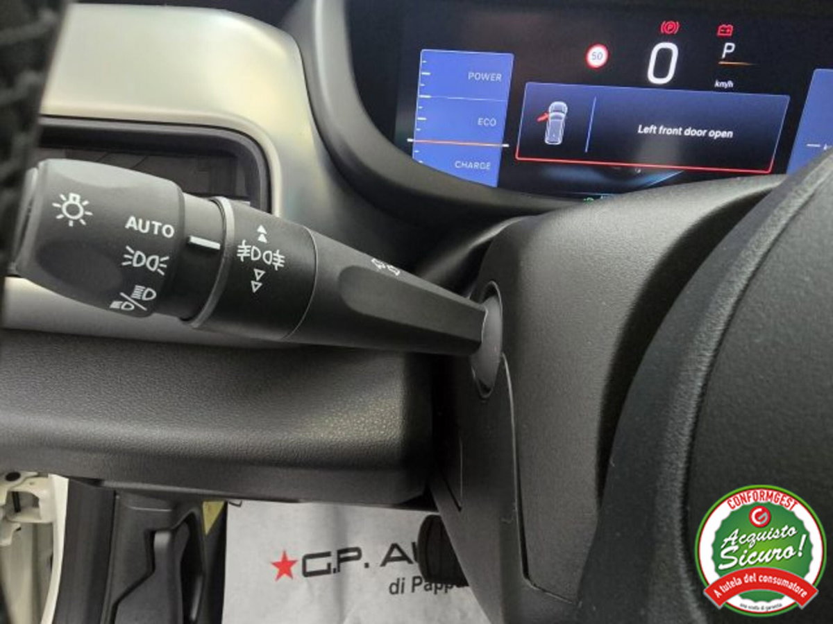 Jeep Avenger 1.2 turbo Summit fwd 100cv (17)