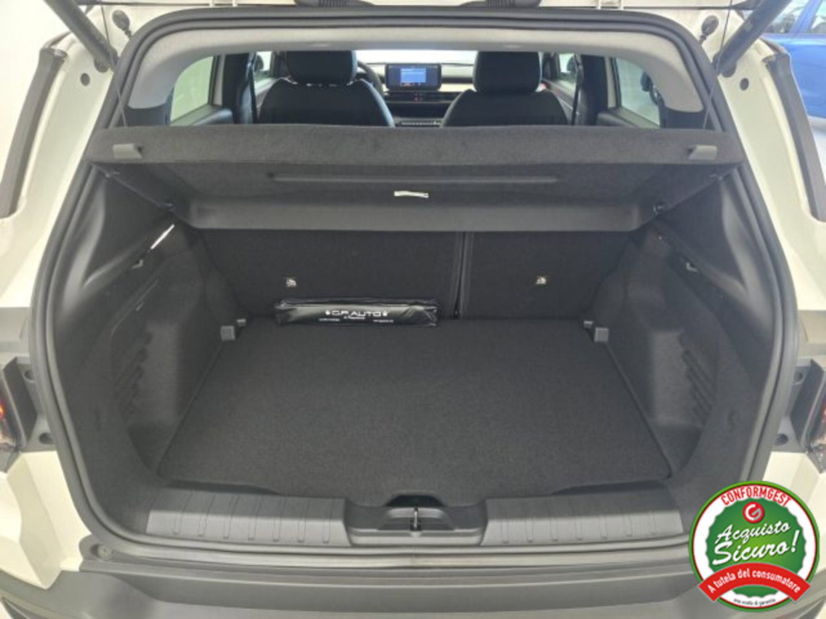Jeep Avenger 1.2 turbo Summit fwd 100cv (9)