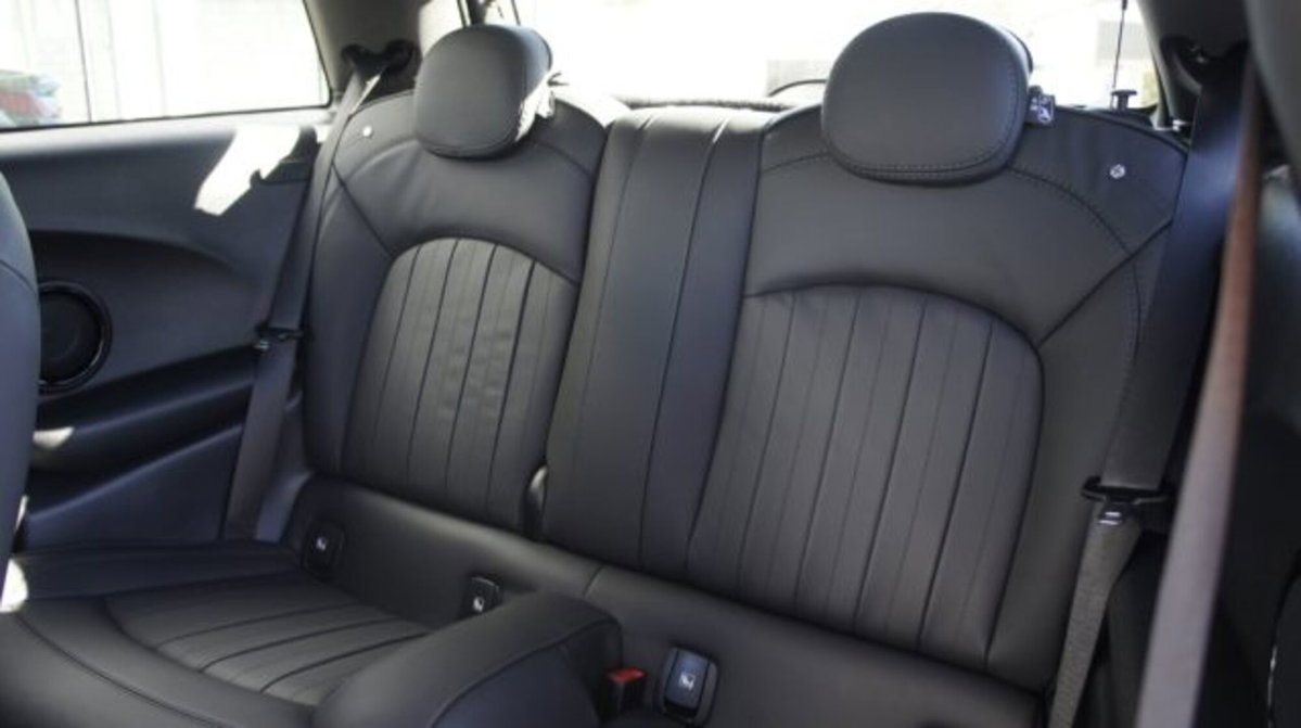 MINI Mini 2.0 John Cooper Works JCW (11)