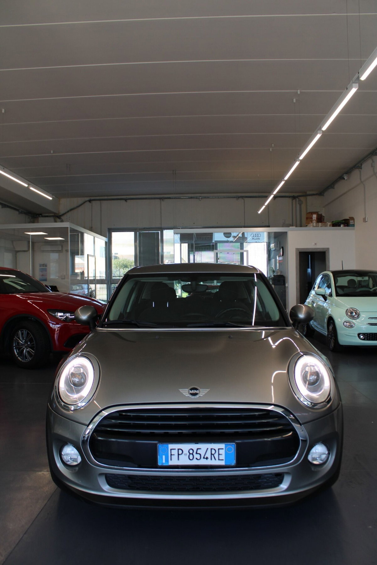 MINI Mini 1.5 Cooper D Business (2)