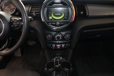 MINI Mini 1.5 Cooper D Business (9)