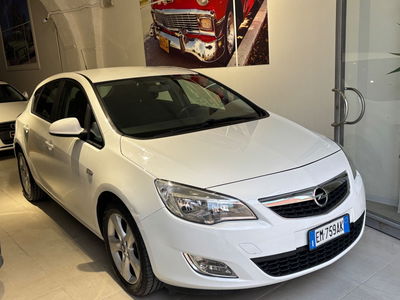 Opel Astra 1.7 CDTI 110CV 5 porte Cosmo usata