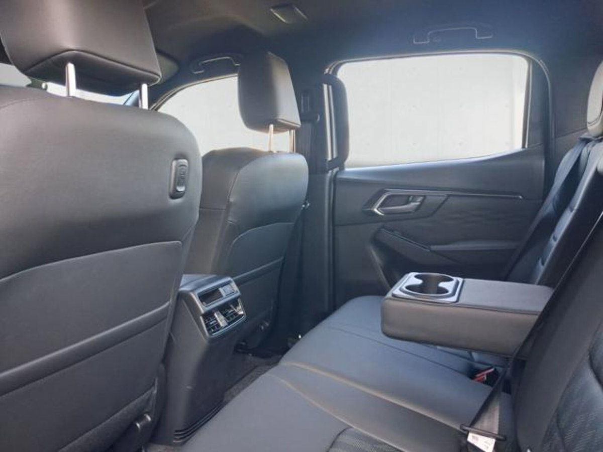 Isuzu D-Max Pick-up 1.9 crew N60 Nitro Sport 4x4 auto (13)