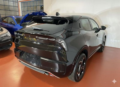 Alfa Romeo Junior elettrica Intensa 156cv (4)