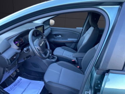 Dacia Jogger 1.6 hybrid Extreme 140cv (9)
