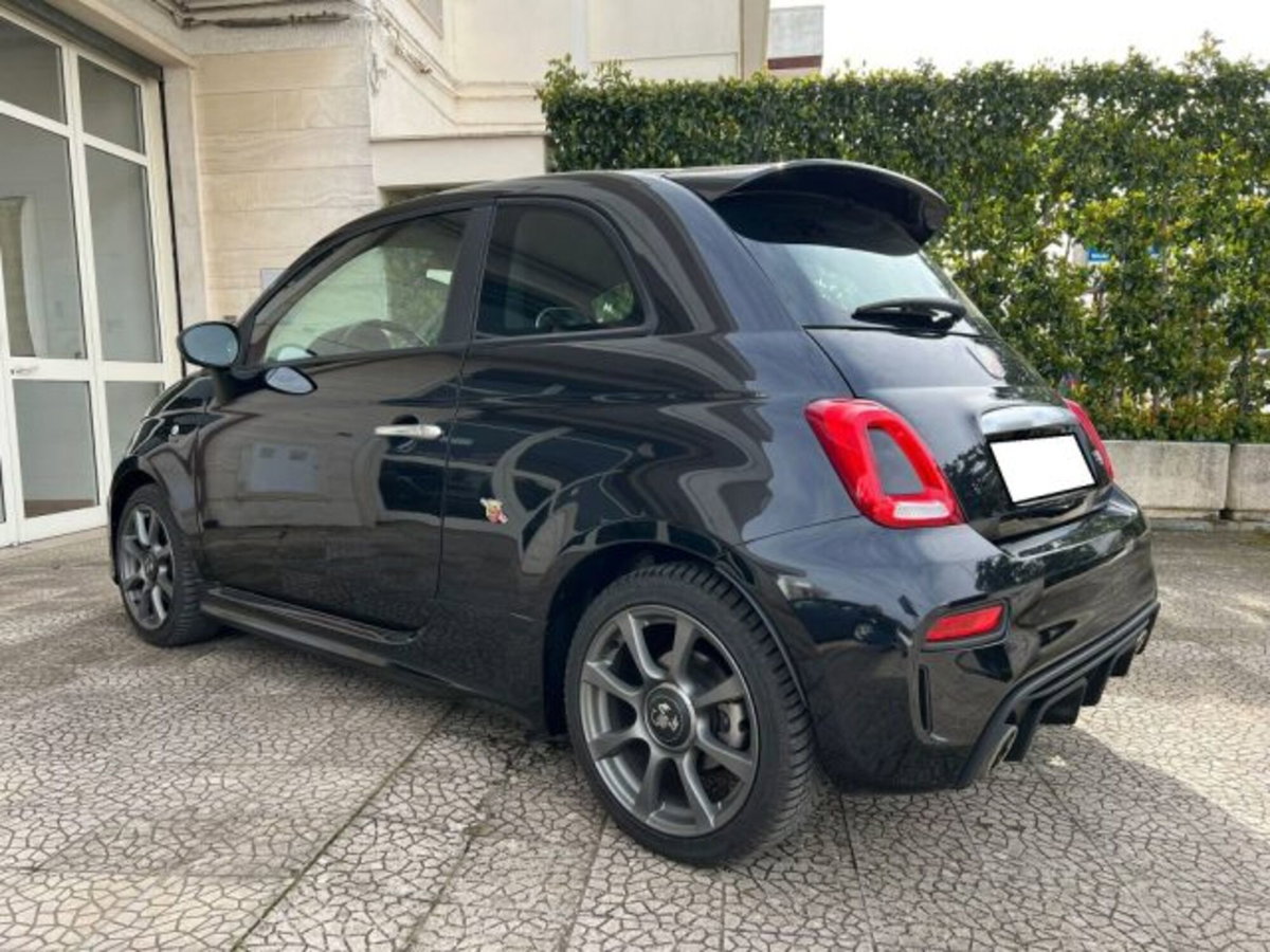 Abarth 595 595 1.4 Turbo T-Jet 165 CV (11)